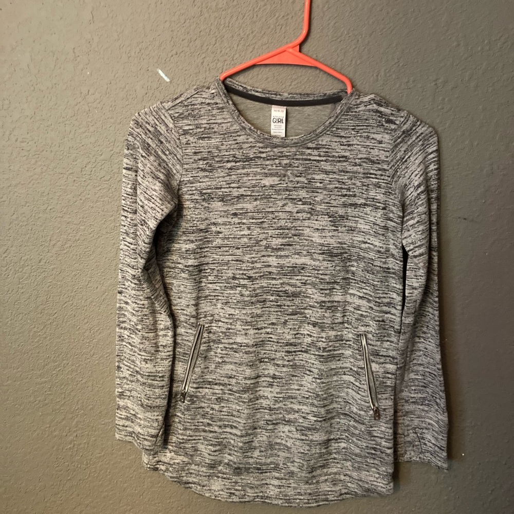 A comfy gray sweatshirt